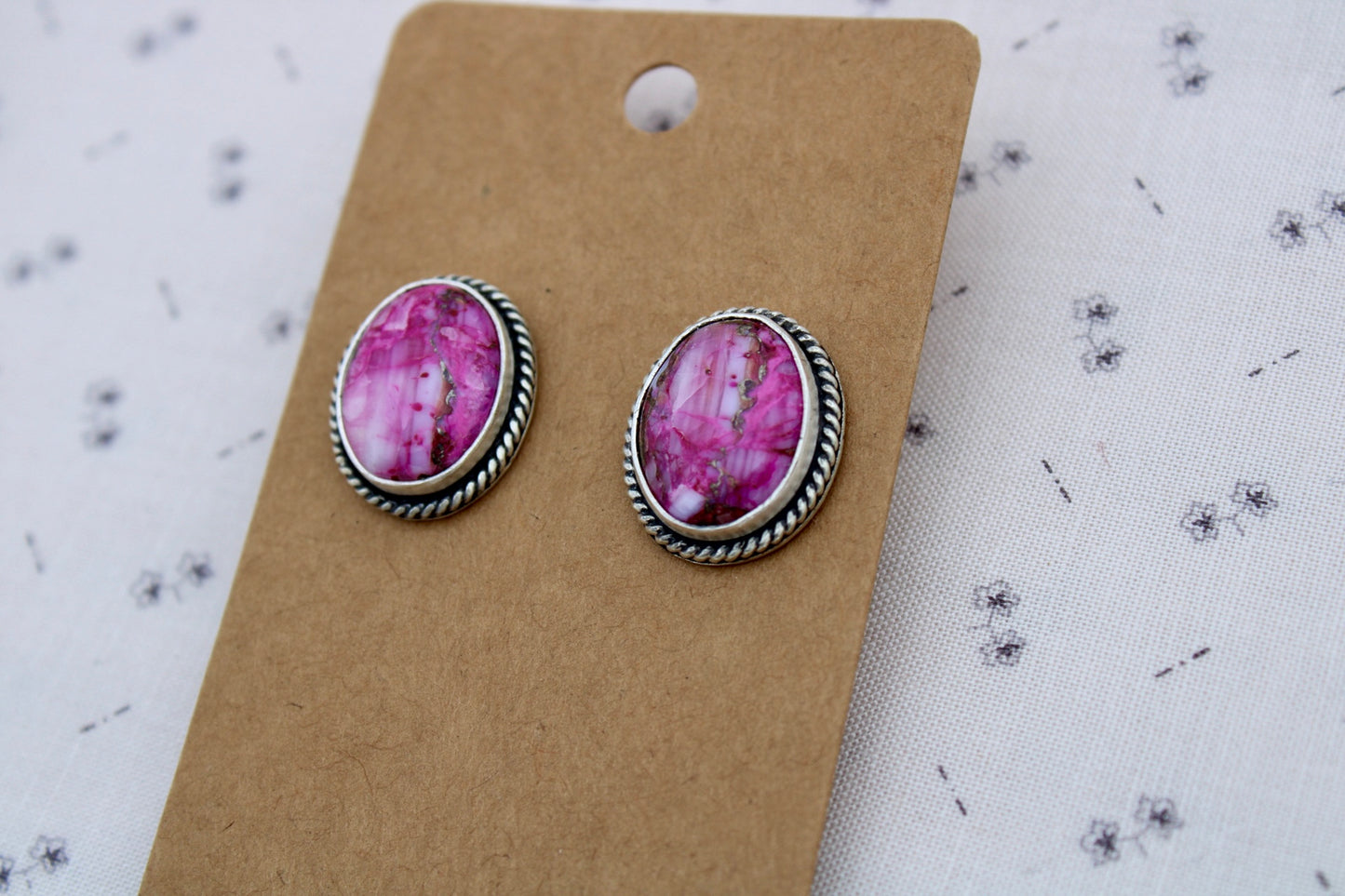 Pink Spiny Oyster Studs