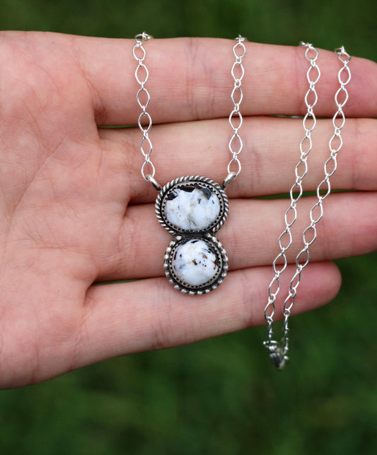 The White Buffalo 3 Stone Necklace